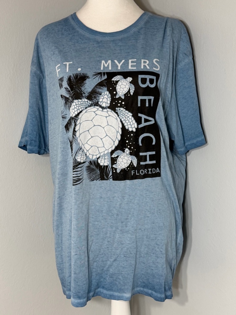 Ft. Myers Beach Florida Sea Turtle Graphic Tee - Light Blue Size Large